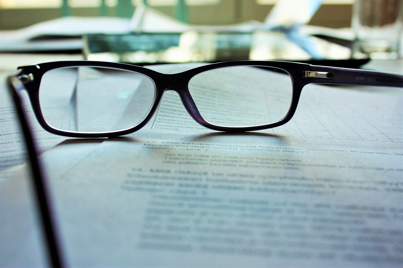 How to compare two commercial insurance quotes properly